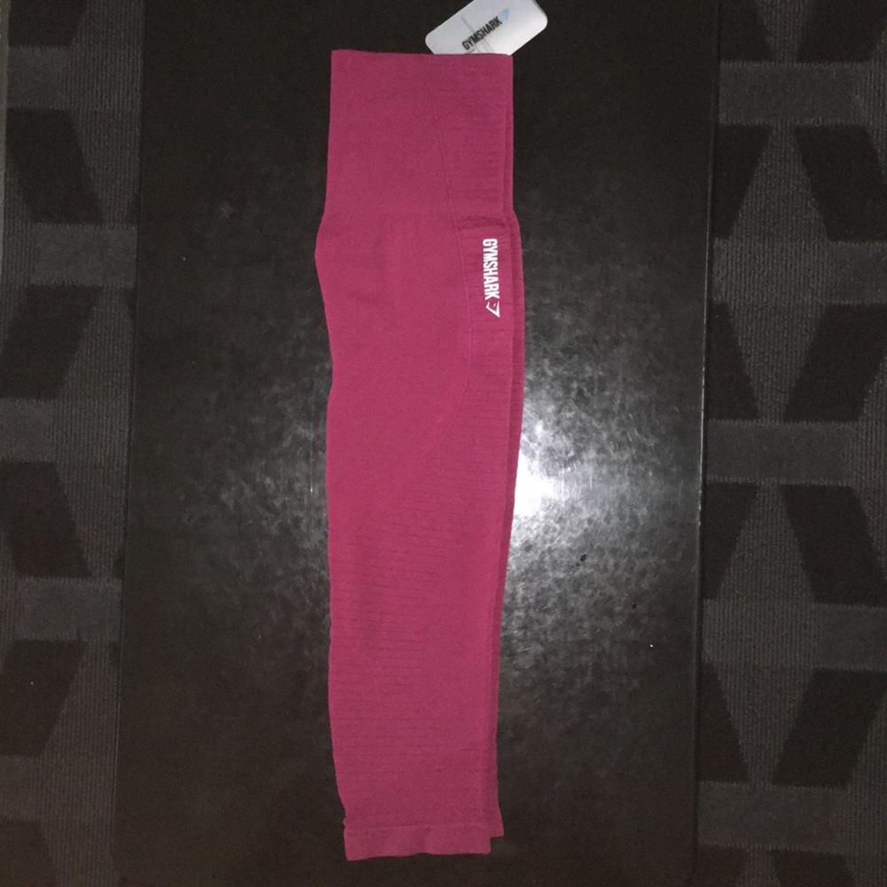 GYMSHARK! High Waisted Seamless Cropped Legging
